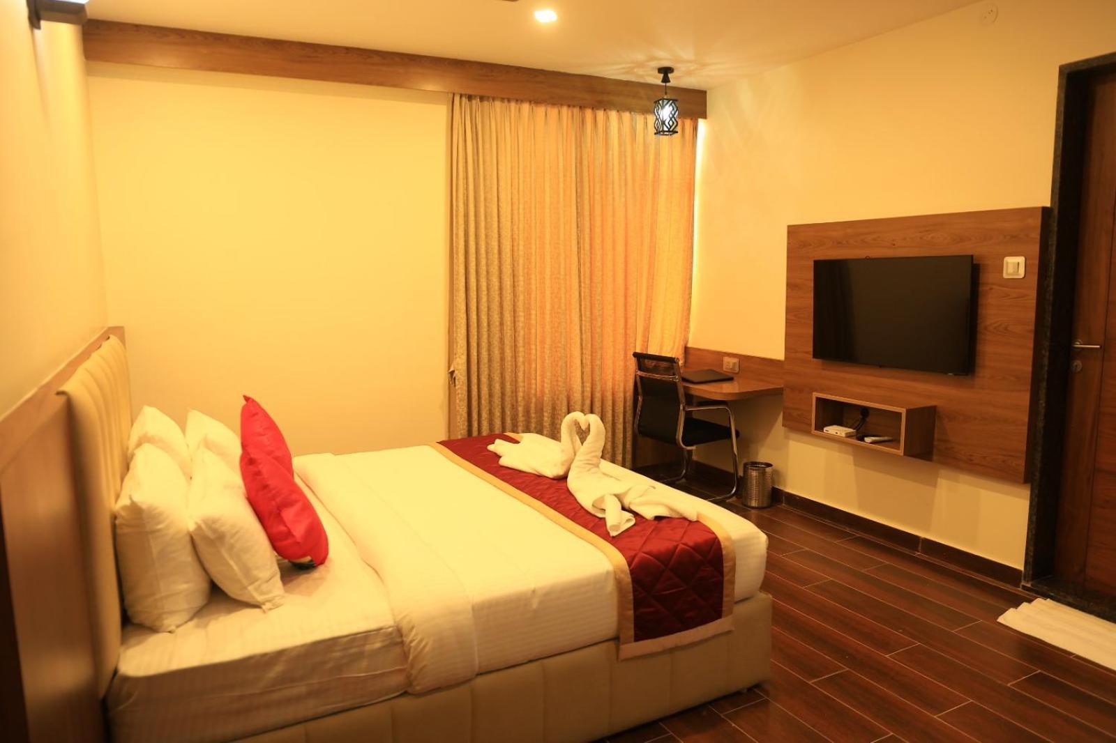 Hotel Anand Grand Hosūr Екстериор снимка